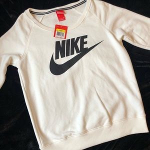 Nike crewneck sweatshirt